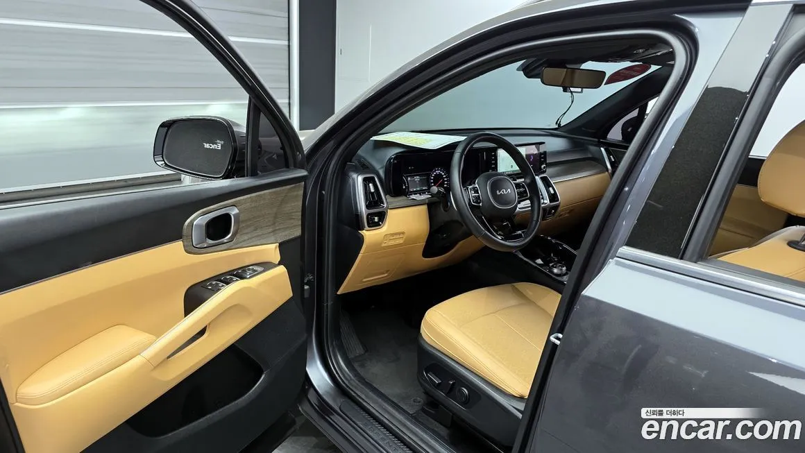 Kia Sorento — фото 6