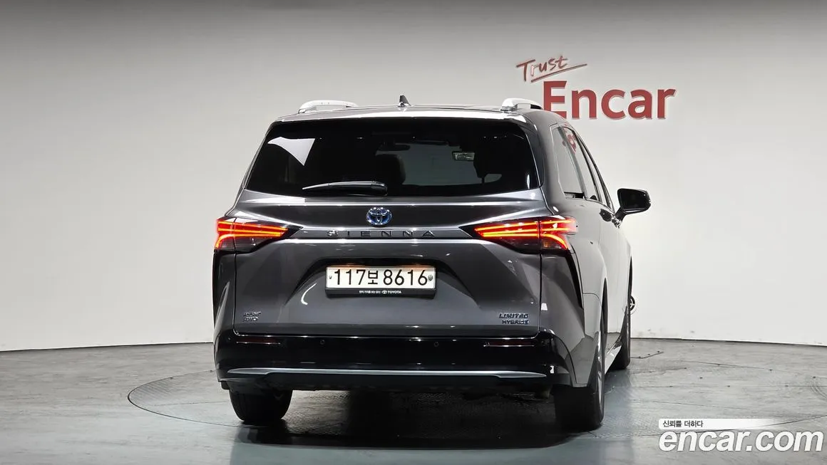Toyota Sienna 2023 из KR, фото 6