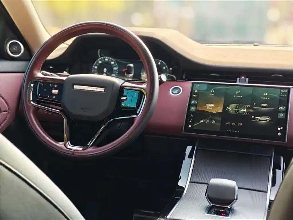 Land Rover Evoque 2024 из CN, фото 9
