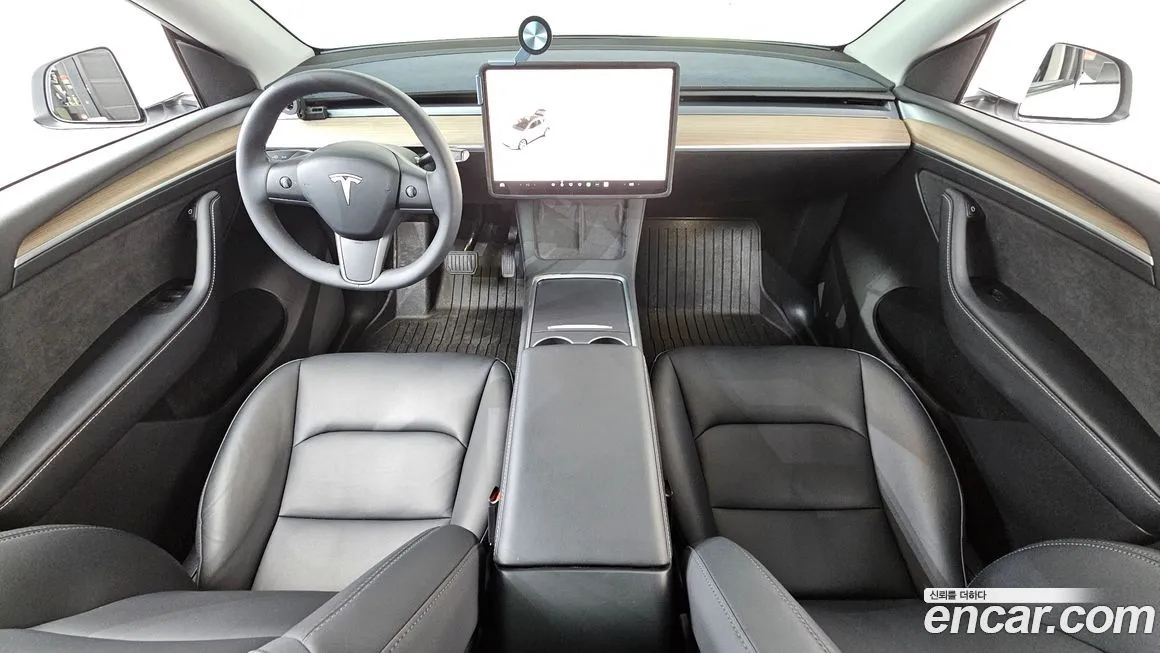 Tesla Model Y — фото 6