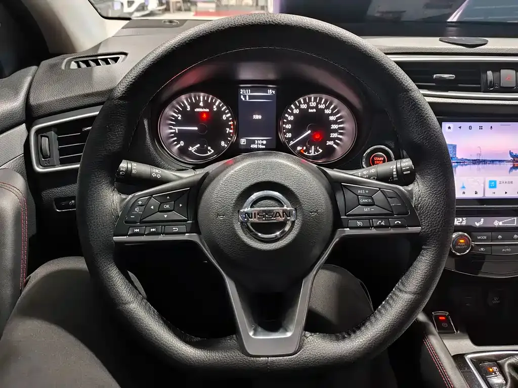 Nissan Qashqai — фото 4