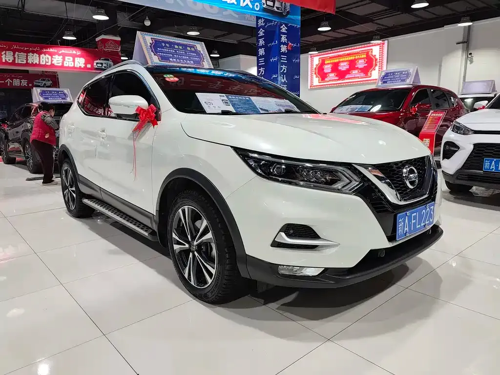 Nissan Qashqai — фото 3