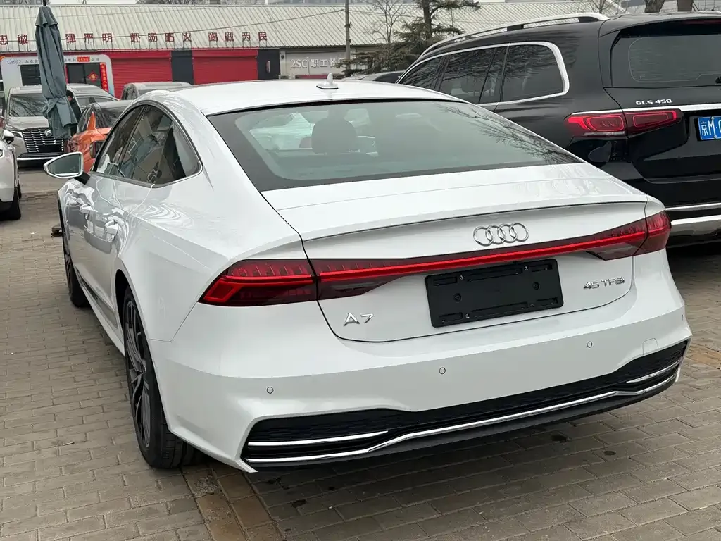 Audi A7 — фото 8