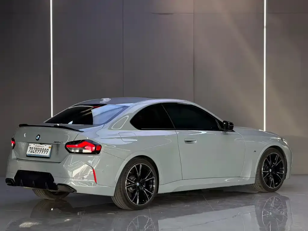 BMW M240i — фото 2