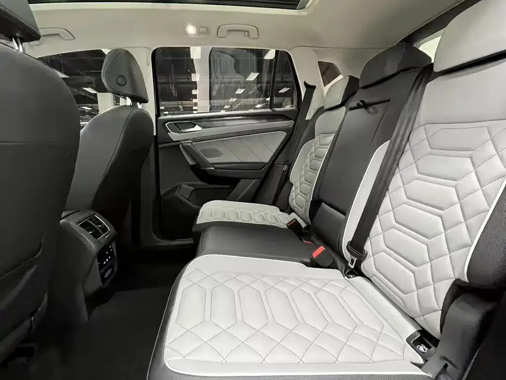 Volkswagen Tayron 2022 из CN, фото 7