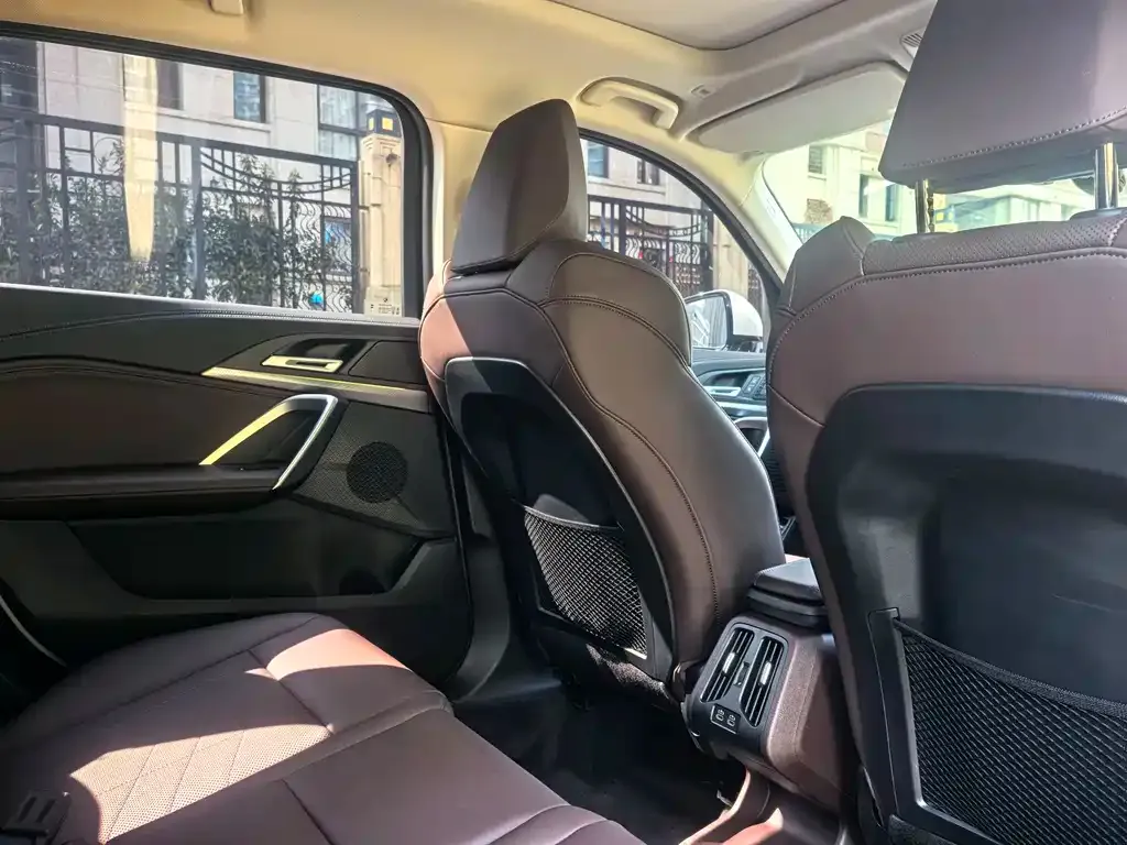 BMW X1 2024 из CN, фото 5