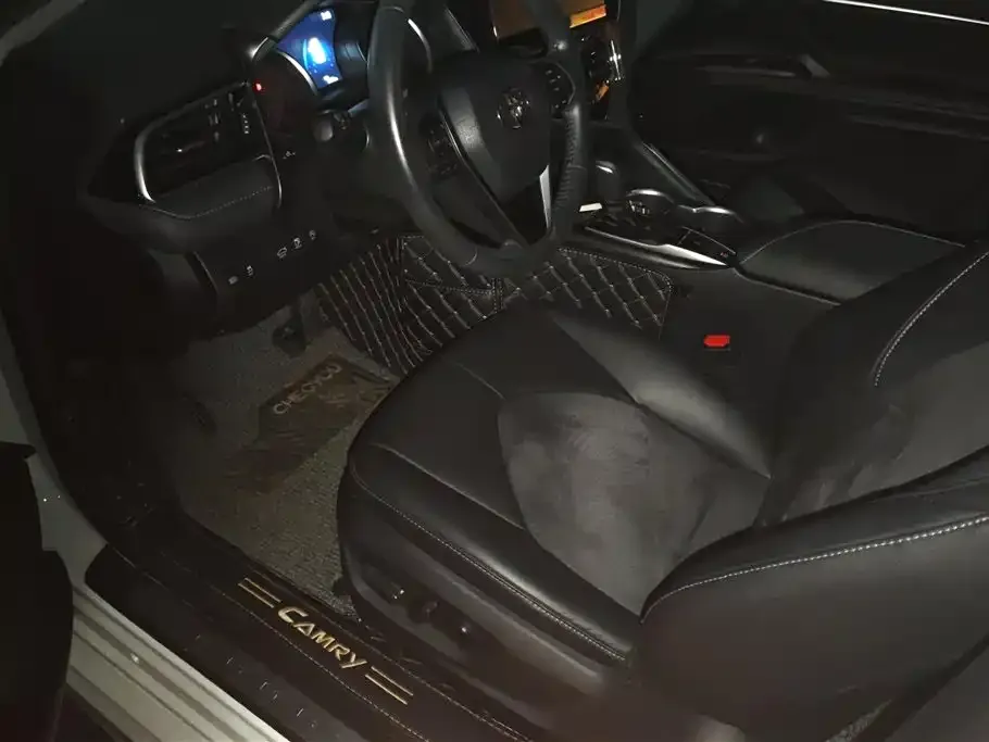 Toyota Camry 2023 из CN, фото 8
