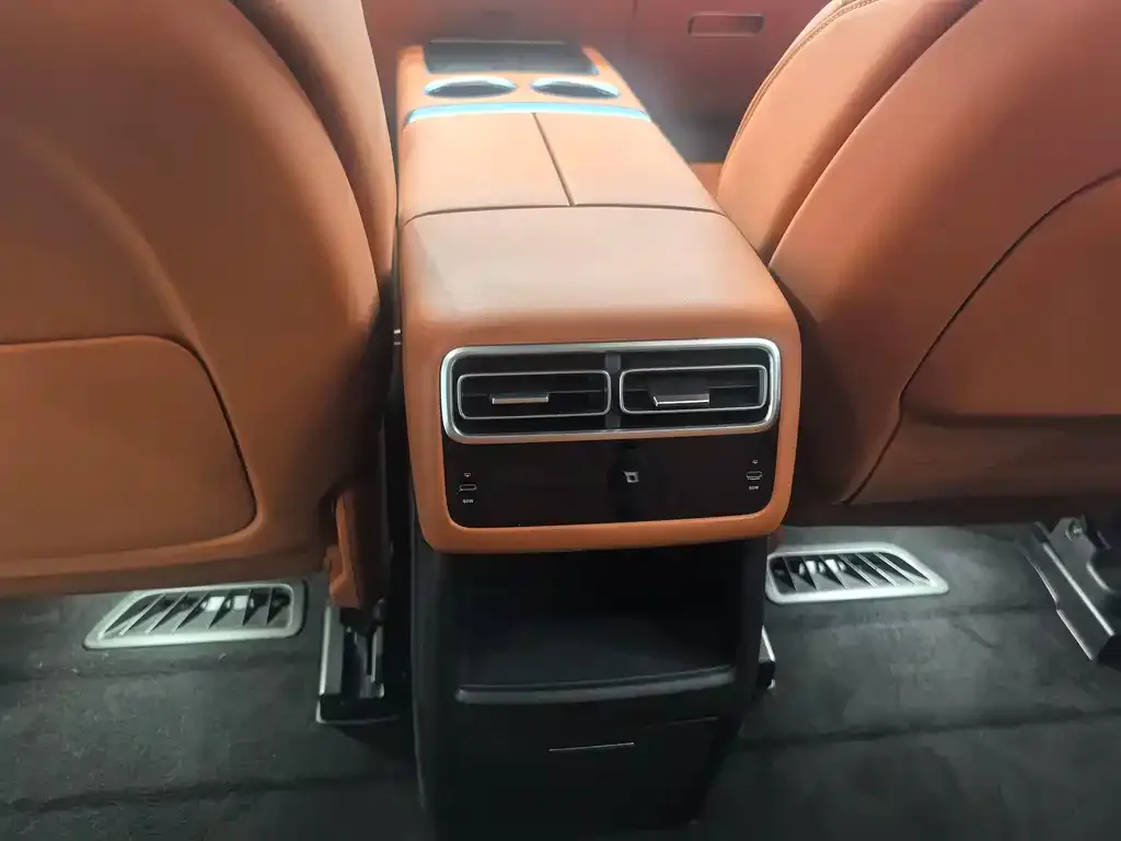 Li Auto L7 2024 из CN, фото 2