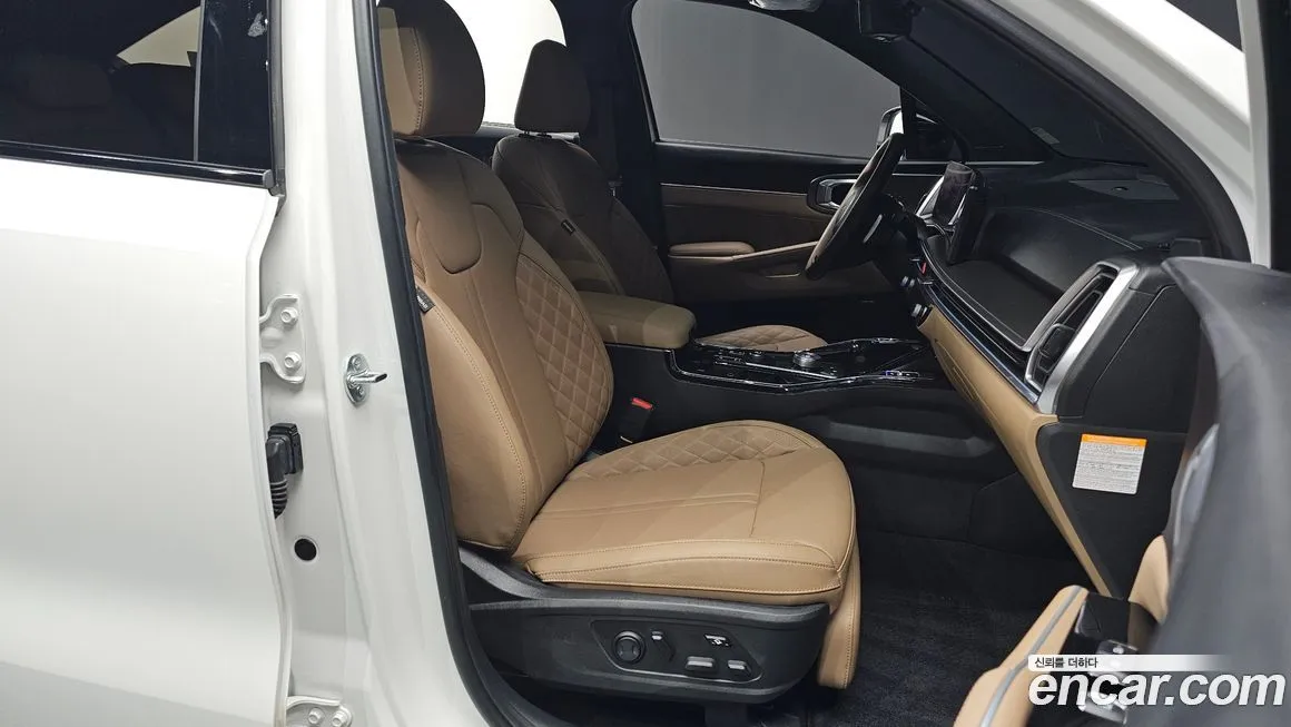 Kia Sorento — фото 10