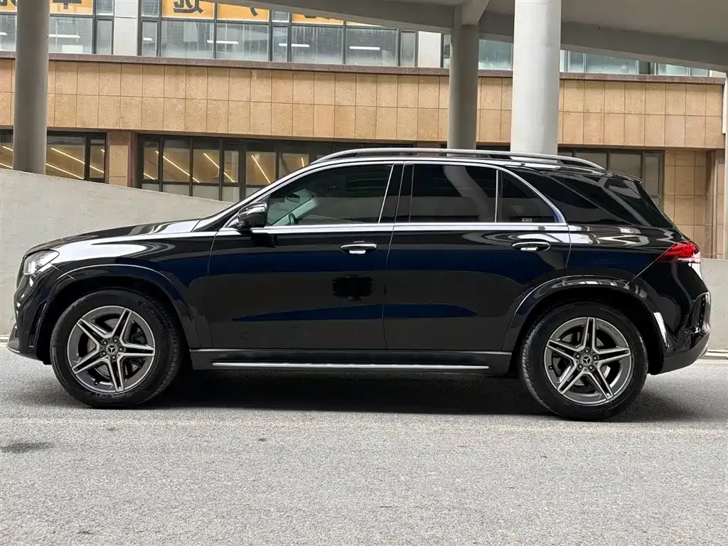 Mercedes-Benz GLE — фото 7