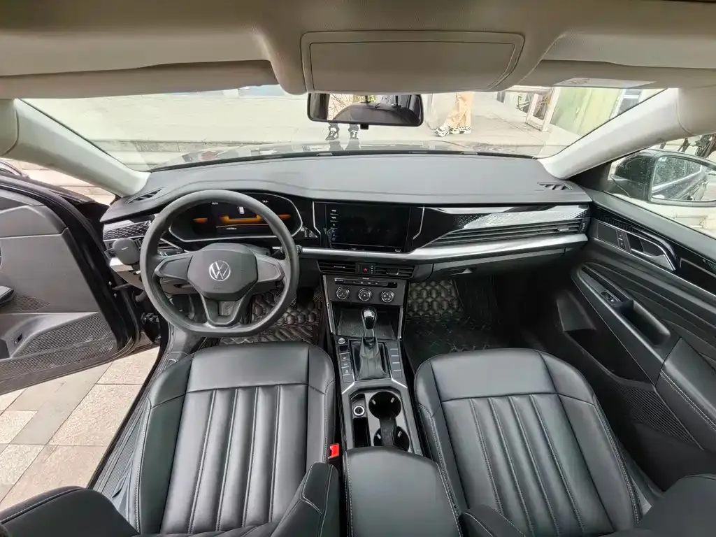 Volkswagen Passat — фото 6