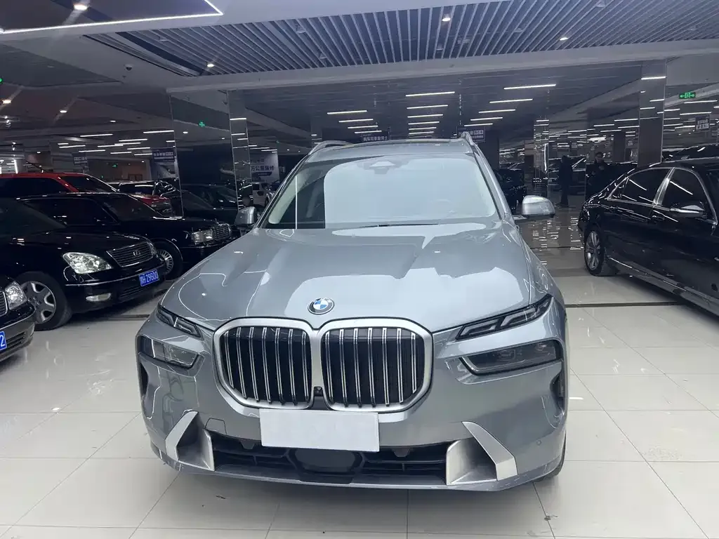 BMW X7 2023 из CN, фото 8