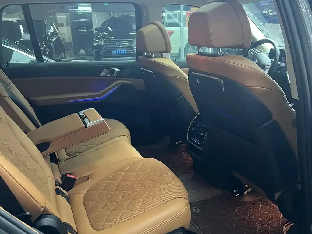BMW X7 2023 из CN, фото 10