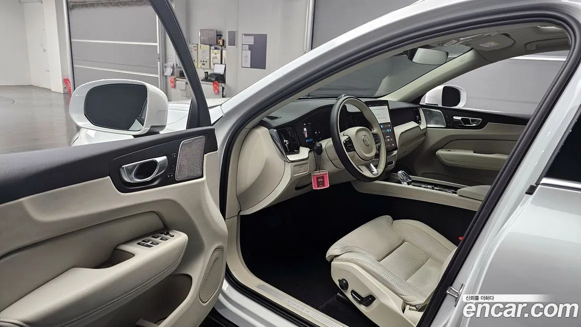 Volvo XC60 2026 из KR, фото 8