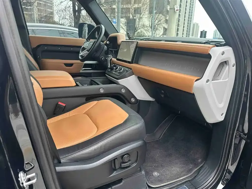 Land Rover Defender 2023 из CN, фото 4