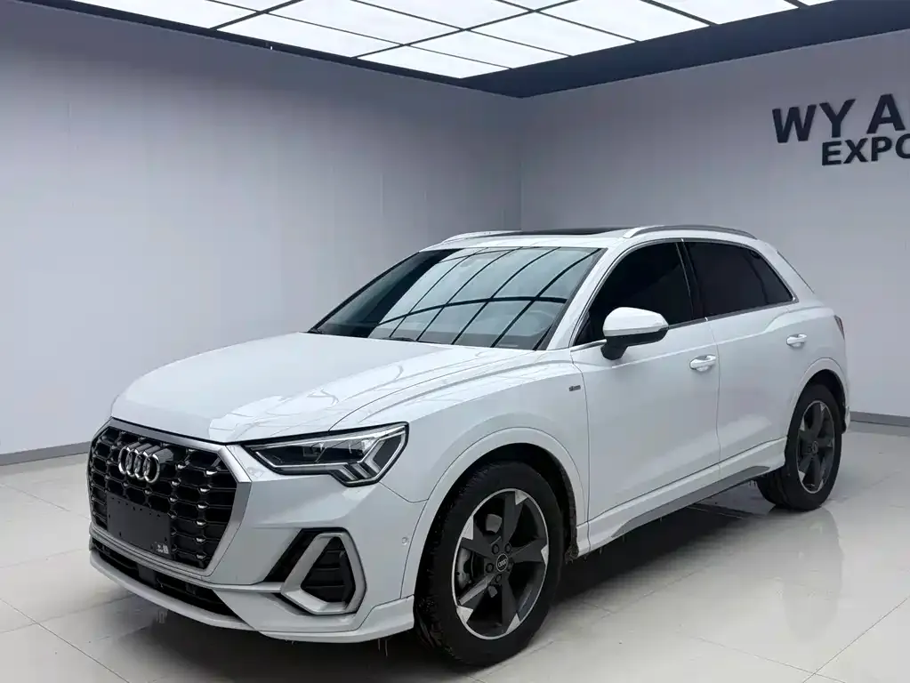 Audi Q3 2022 из CN, фото 1