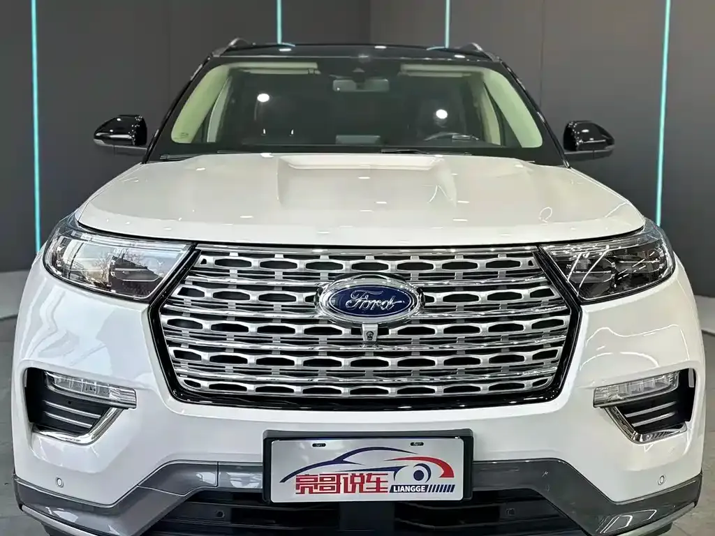 Ford Explorer — фото 2