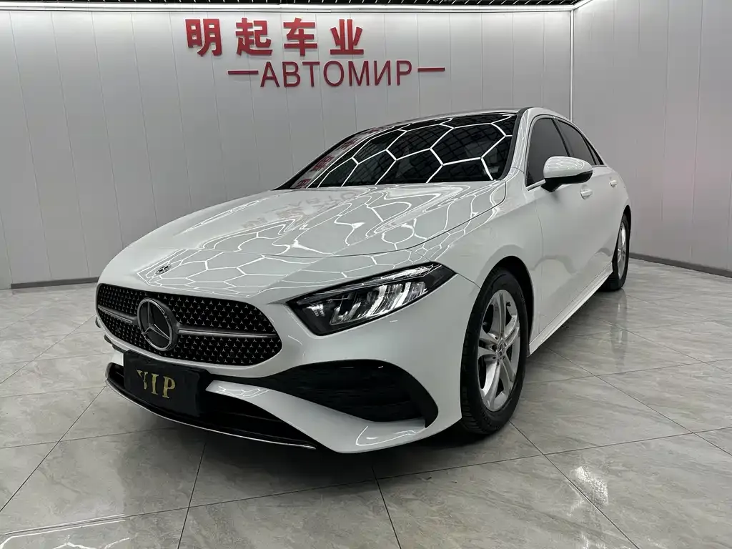 Mercedes-Benz A-Class — фото 1