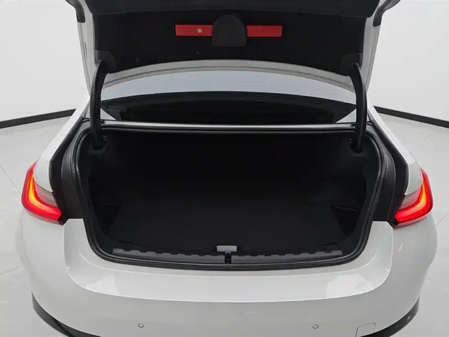 BMW i3 — фото 6