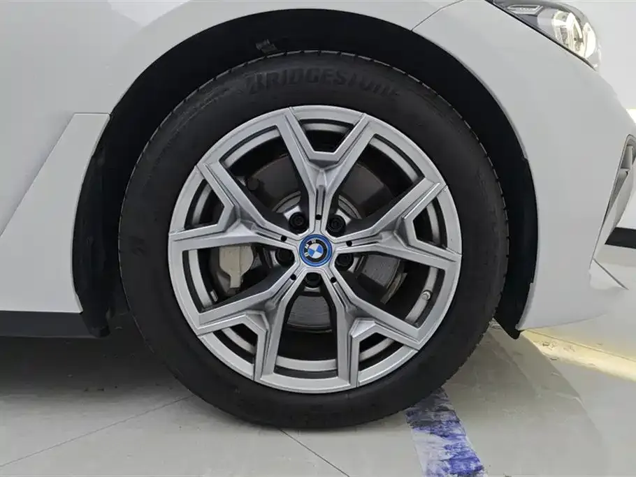 BMW i3 — фото 10
