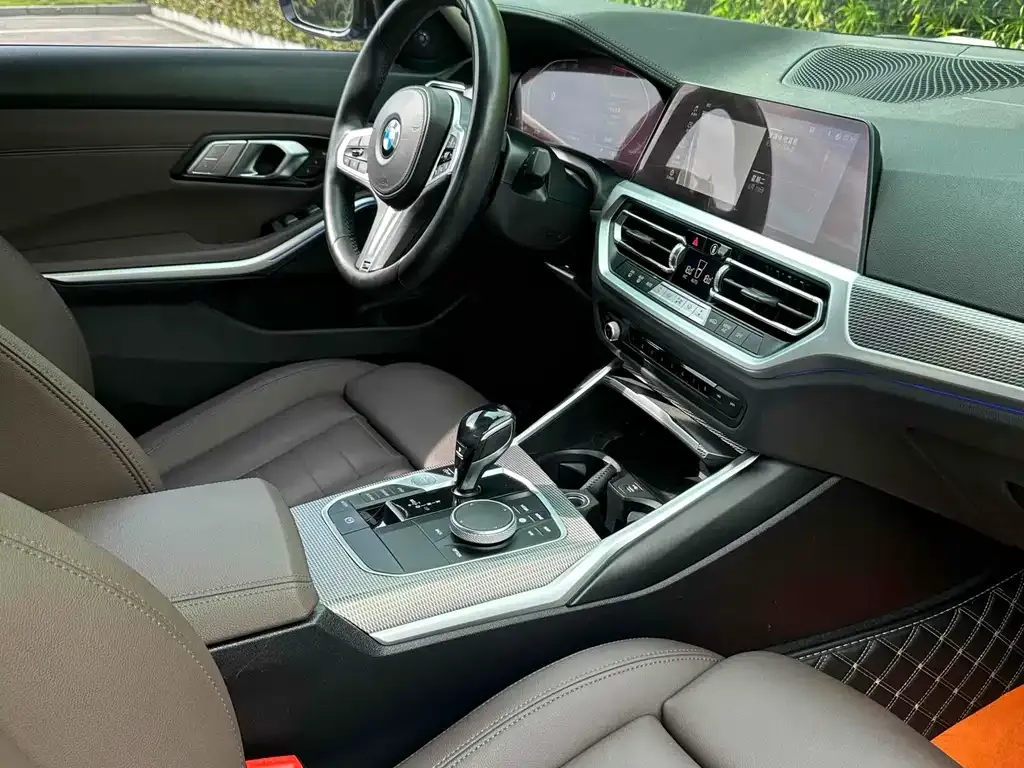 BMW 3 Series 2022 из CN, фото 8