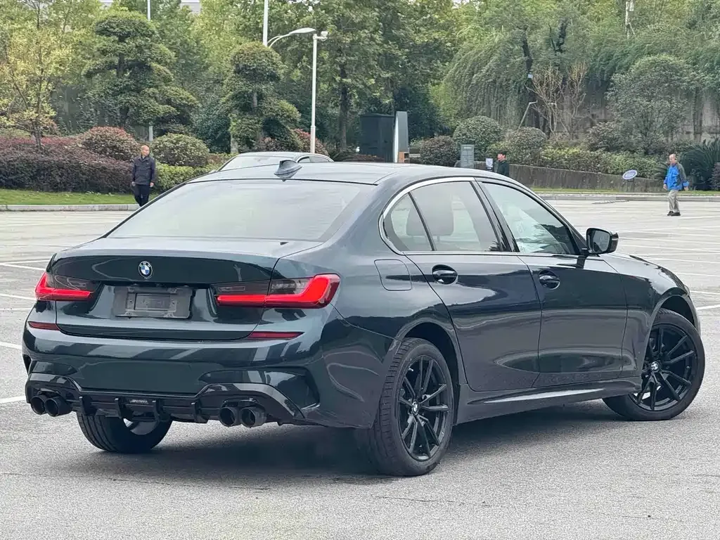BMW 3 Series 2022 из CN, фото 9