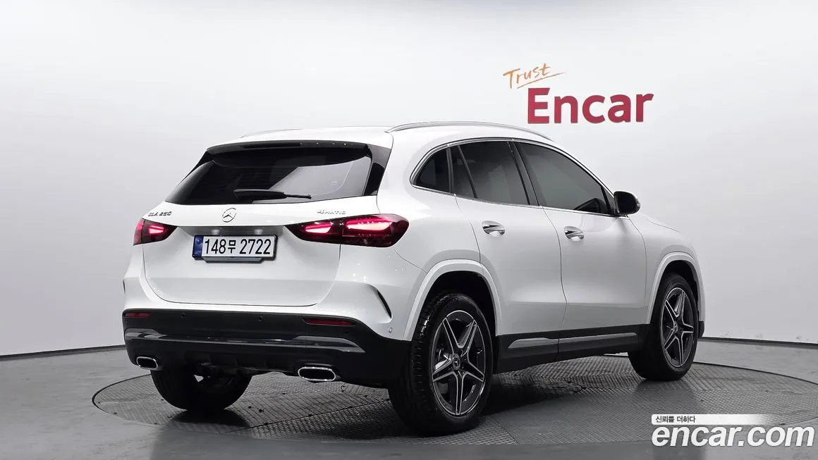 Mercedes-Benz GLA-Class — фото 9