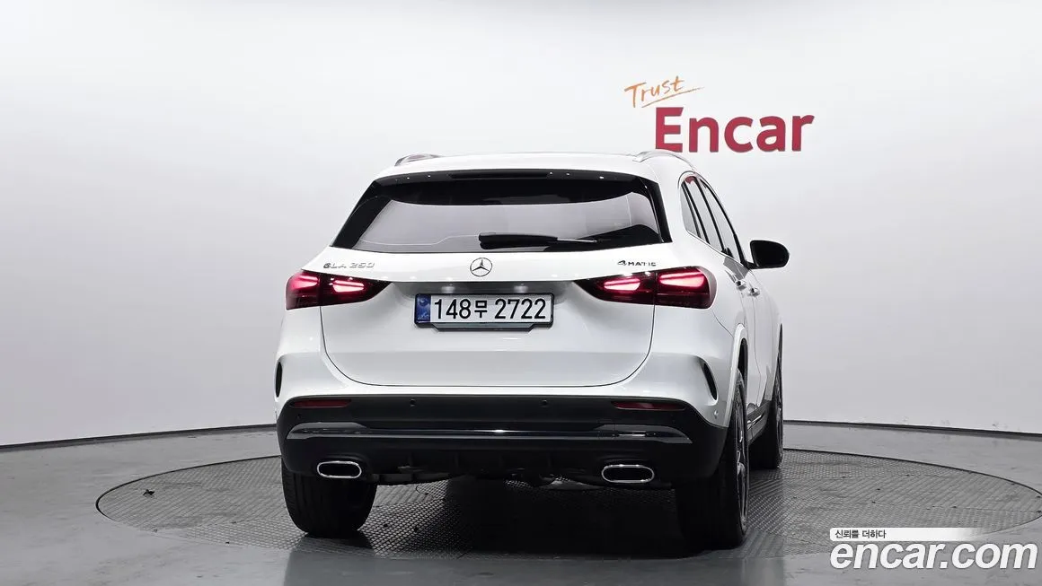 Mercedes-Benz GLA-Class — фото 8