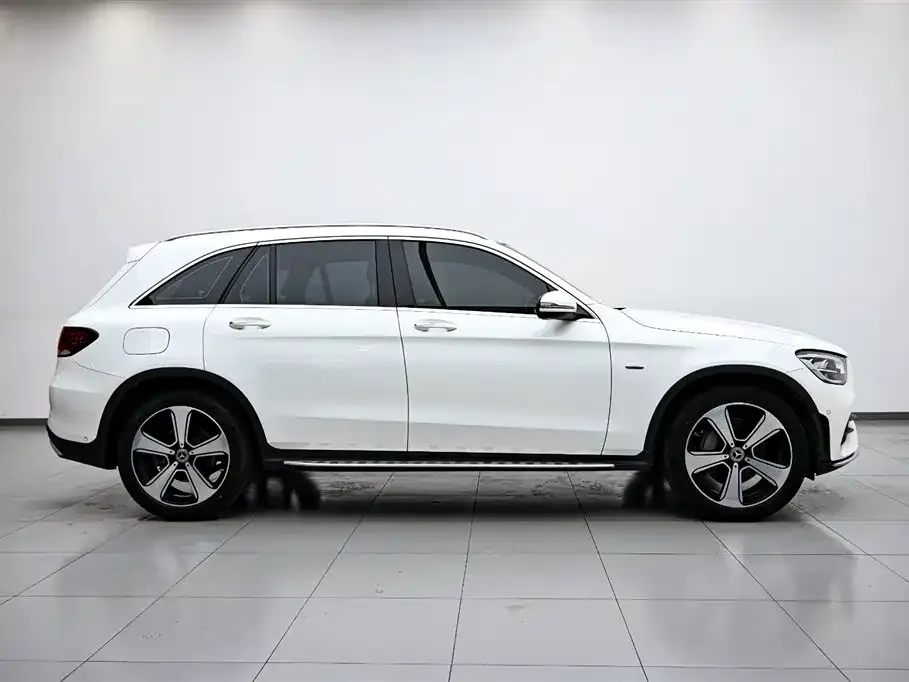 Mercedes-Benz GLC — фото 2