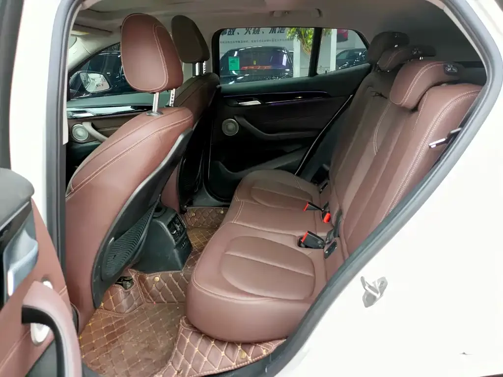 BMW X2 2023 из CN, фото 3