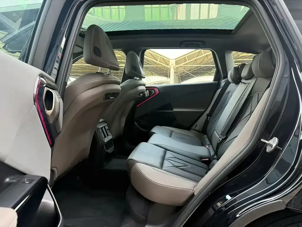 BMW X3 2025 из CN, фото 7