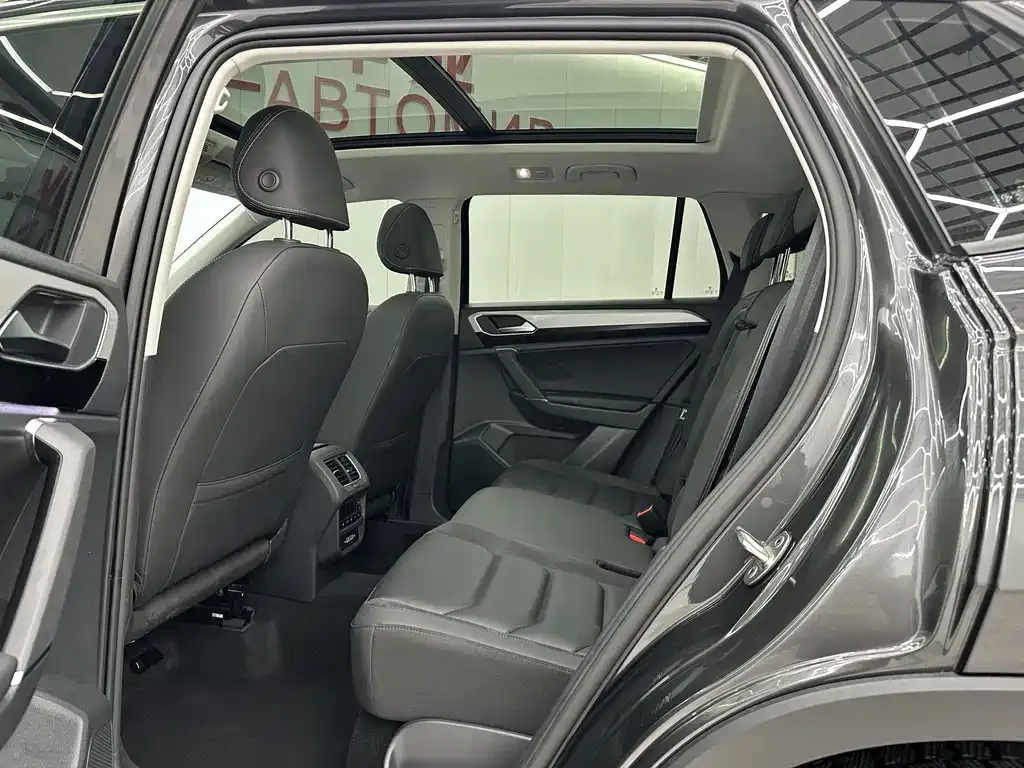Volkswagen Tayron 2022 из CN, фото 9