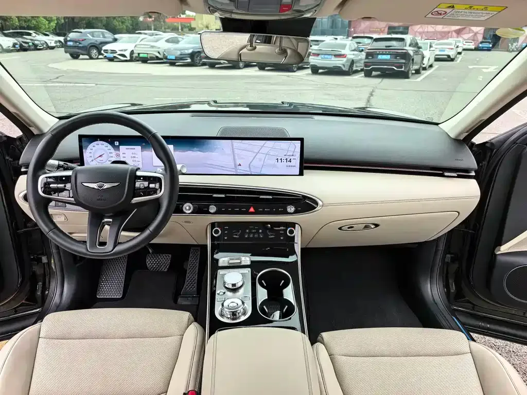 Genesis GV70 2024 из CN, фото 2