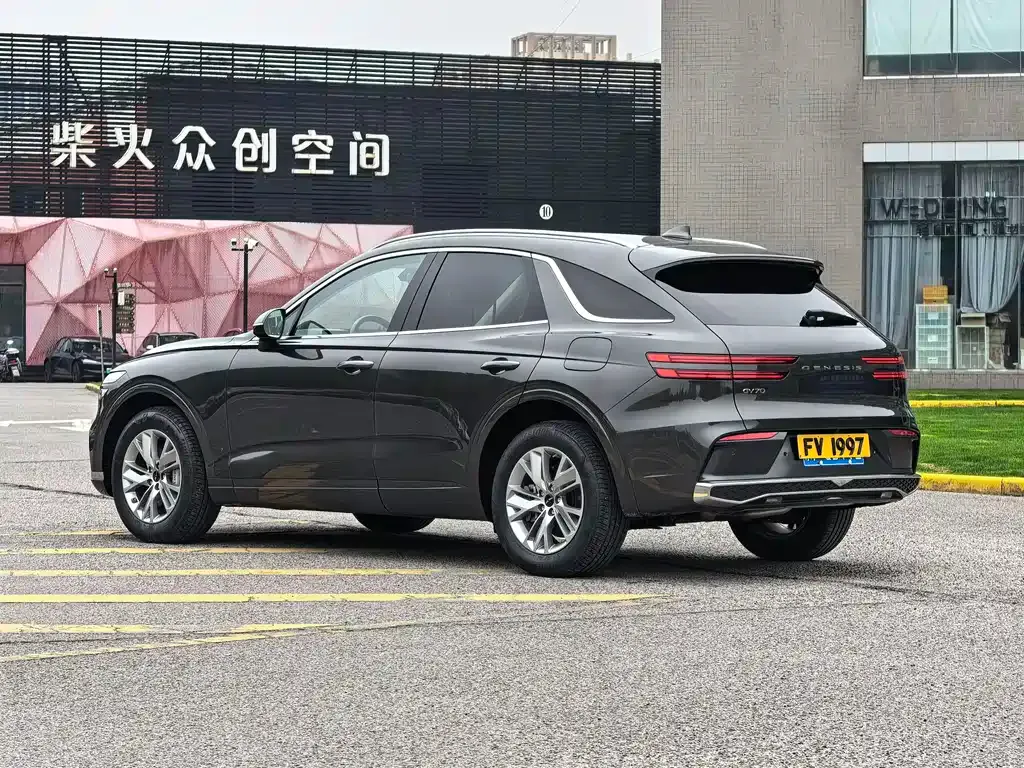 Genesis GV70 2024 из CN, фото 9
