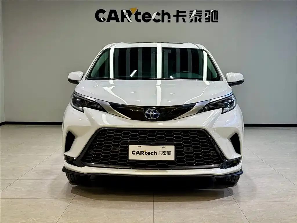 Toyota Granvia 2024 из CN, фото 7