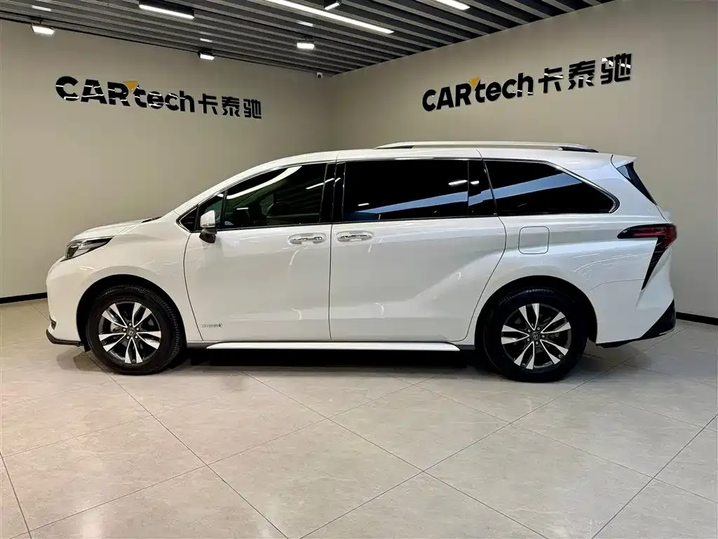 Toyota Granvia 2024 из CN, фото 4