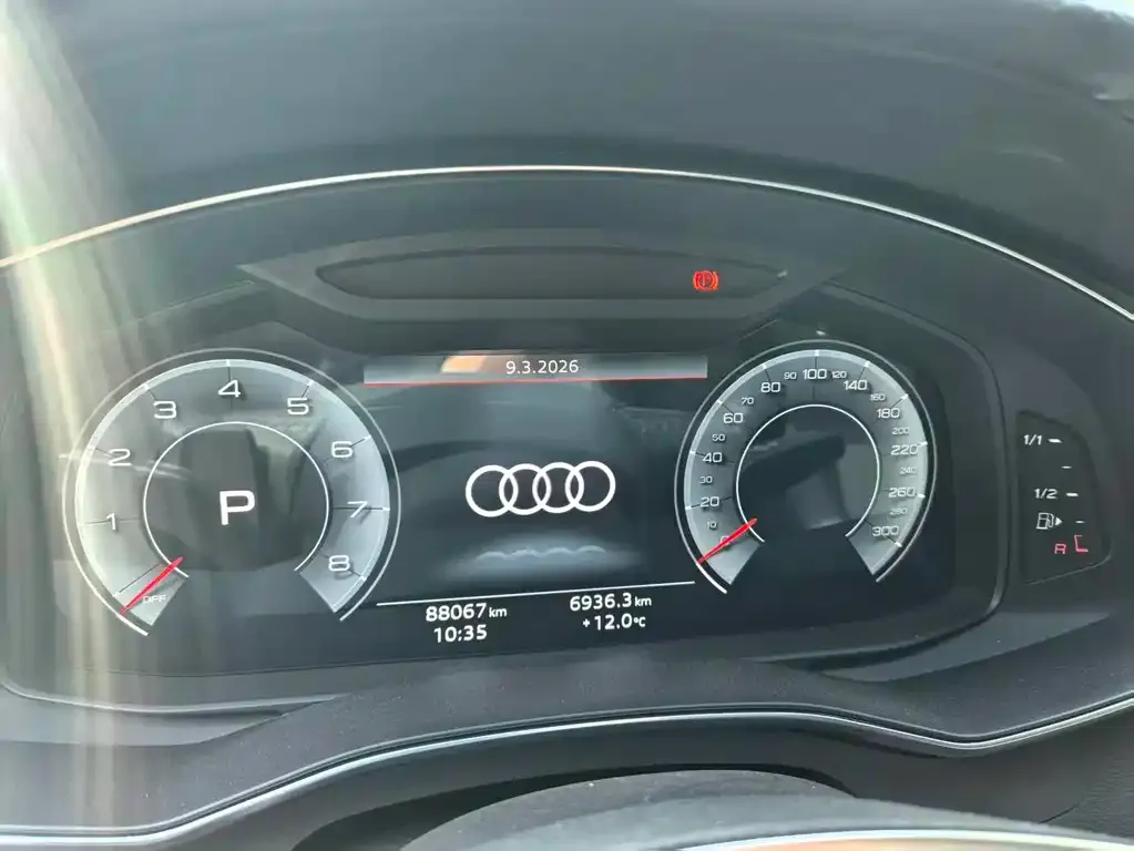 Audi A6L — фото 2