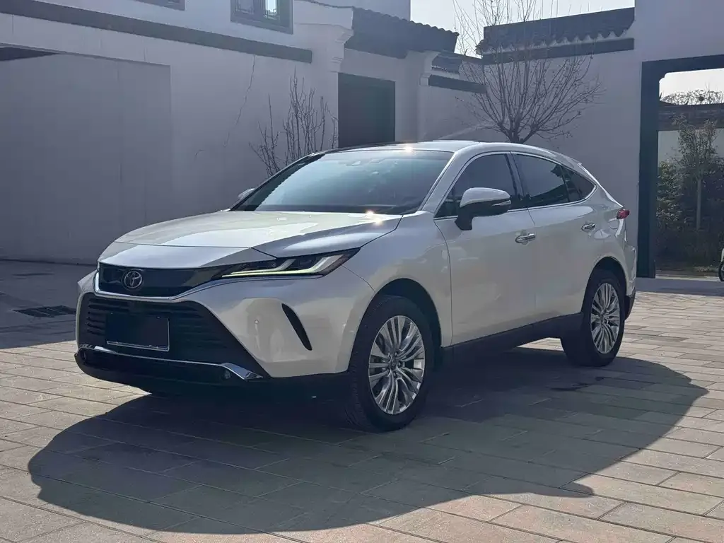 Toyota Harrier 2022 из CN, фото 1