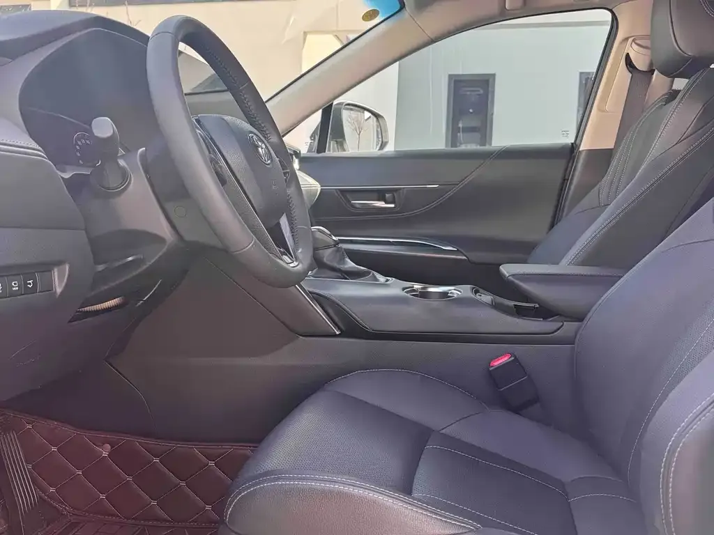 Toyota Harrier 2022 из CN, фото 3