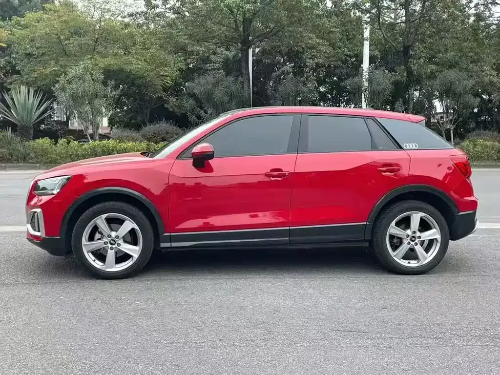 Audi Q2L 2022 из CN, фото 6