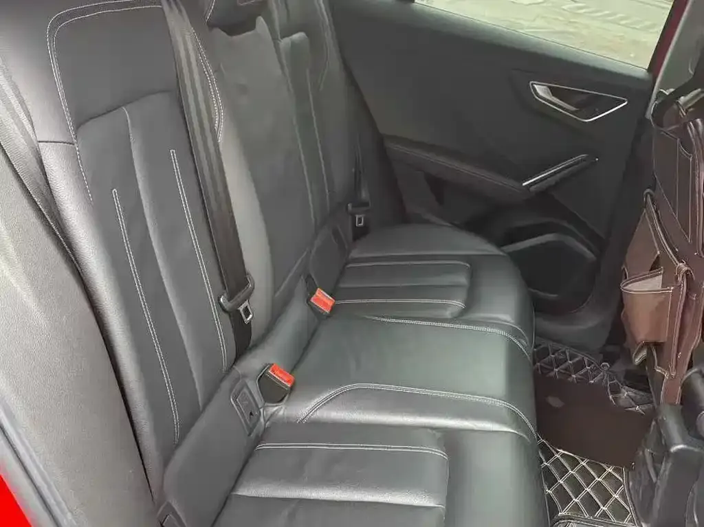 Audi Q2L 2022 из CN, фото 3