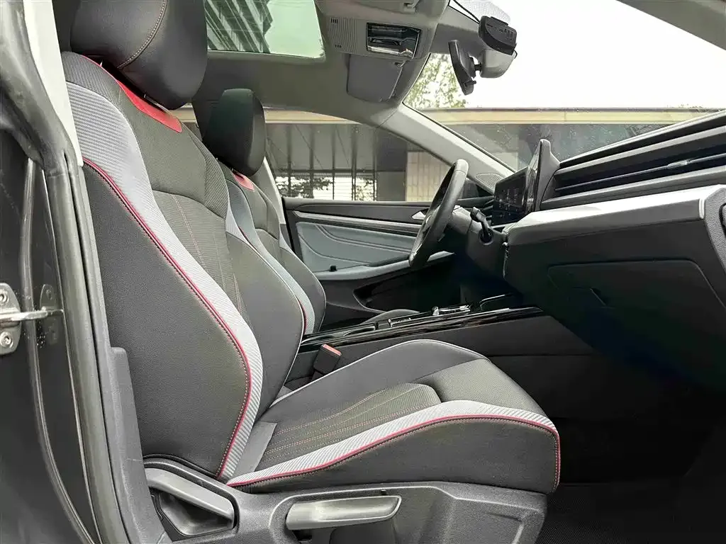 Volkswagen Lamando 2023 из CN, фото 3