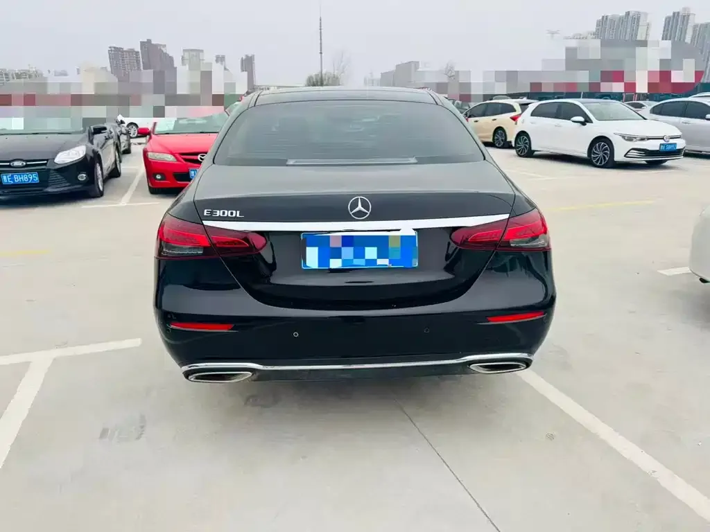 Mercedes-Benz E-Class 2022 из CN, фото 2