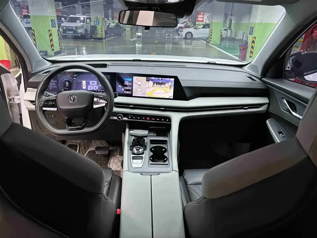 Changan CS75PLUS 2024 из CN, фото 2