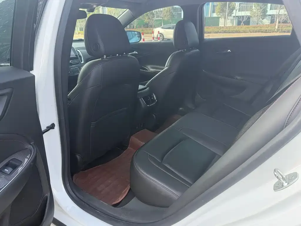 Chevrolet Malibu XL 2022 из CN, фото 3
