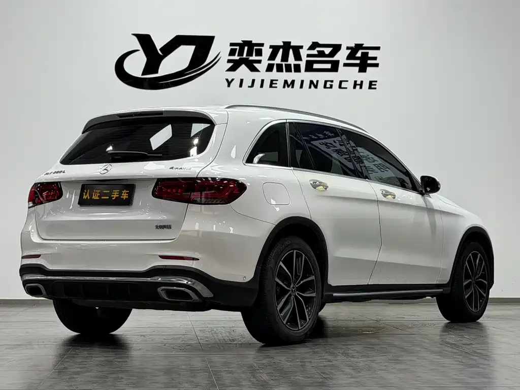 Mercedes-Benz GLC — фото 9