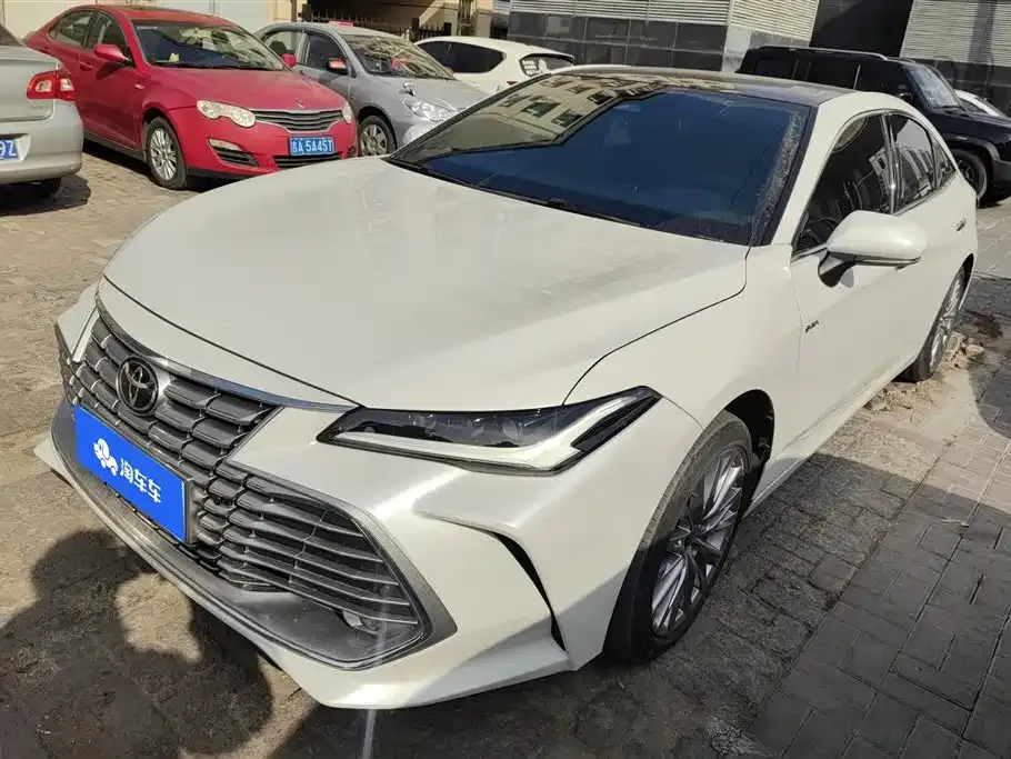 Toyota Avalon 2024 из CN, фото 1