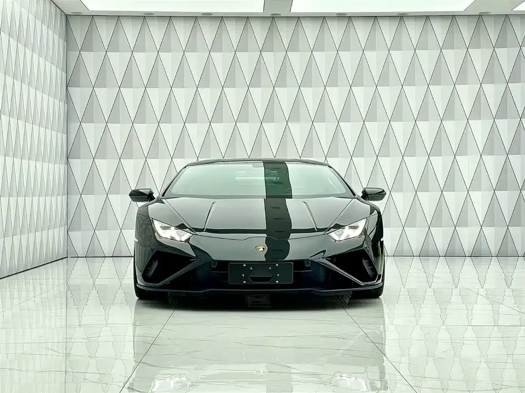 Lamborghini Huracan 2021 из CN, фото 8