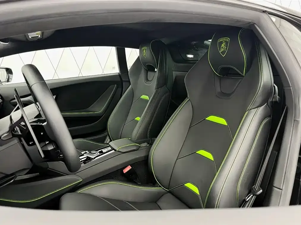Lamborghini Huracan 2021 из CN, фото 6
