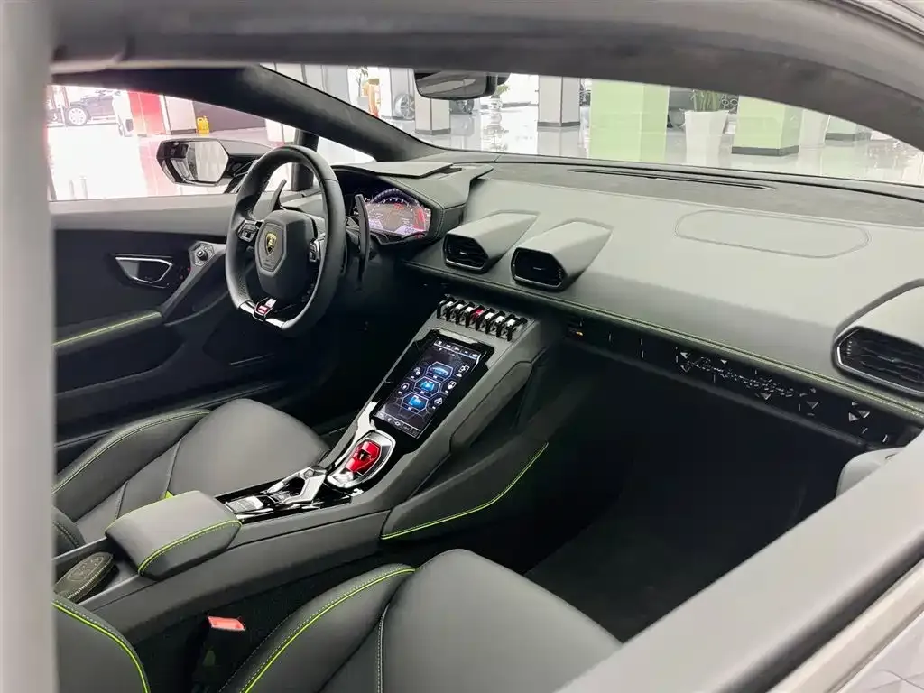 Lamborghini Huracan 2021 из CN, фото 3
